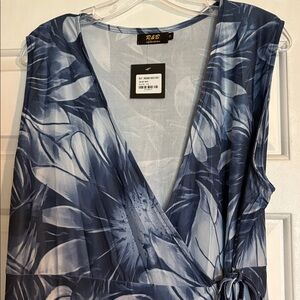 NWT R&B Collection Navy Floral Wrap Dress